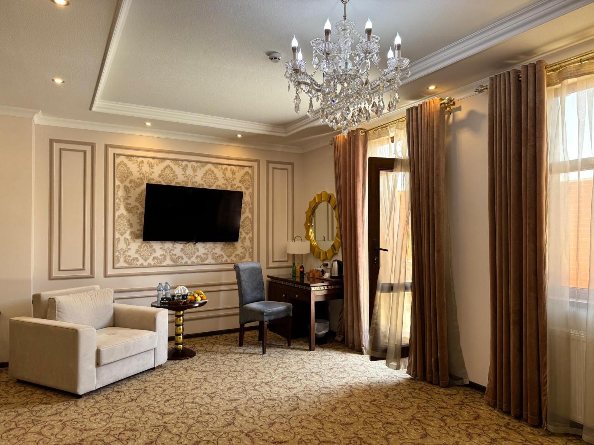 Emirhan Hotel Samarcanda Exterior foto