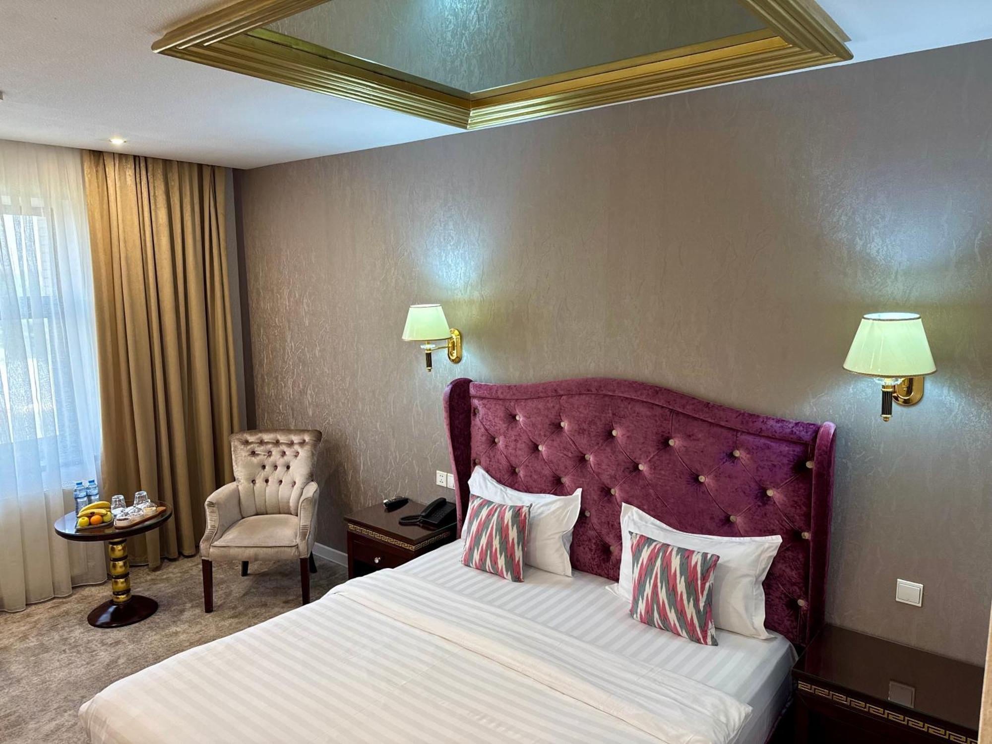 Emirhan Hotel Samarcanda Exterior foto